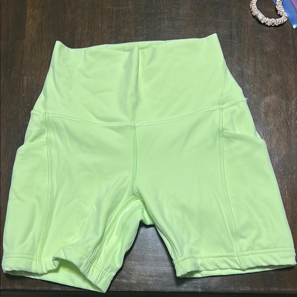 Lululemon 6” shorts